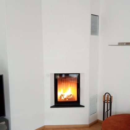 Kamin in Raumecke